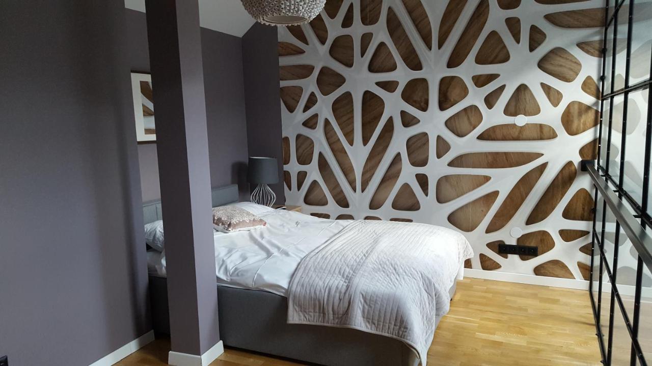 Apartament Dwupoziomowy Z Klimatyzacja Krynica-Zdrój Exterior foto