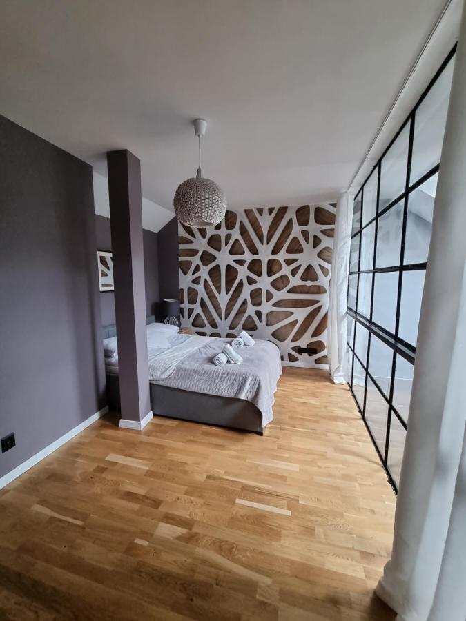 Apartament Dwupoziomowy Z Klimatyzacja Krynica-Zdrój Exterior foto